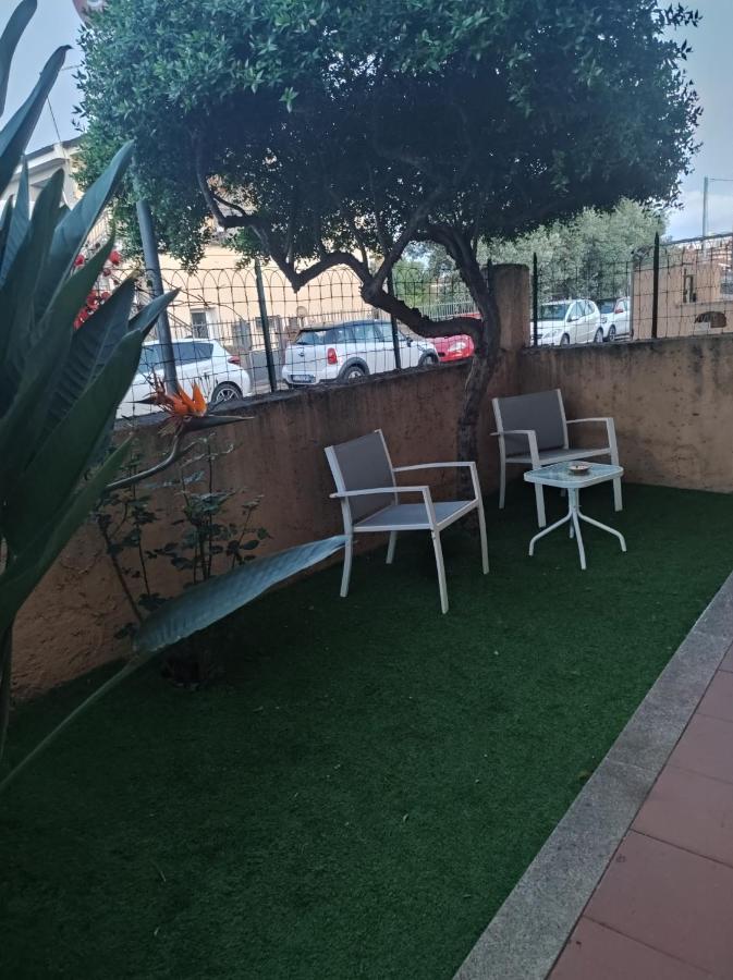La Casa Di Luca Lägenhet Olbia Exteriör bild