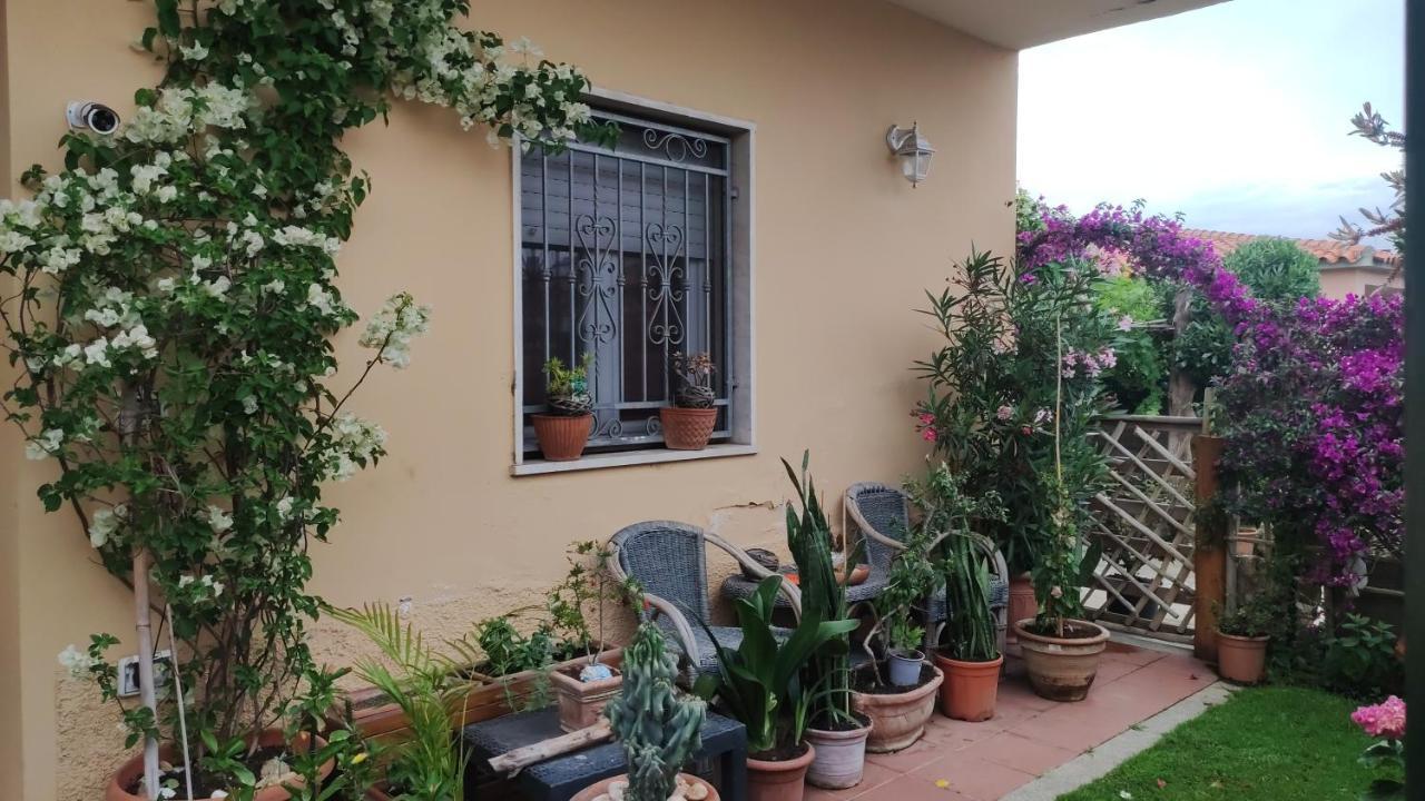 La Casa Di Luca Lägenhet Olbia Exteriör bild